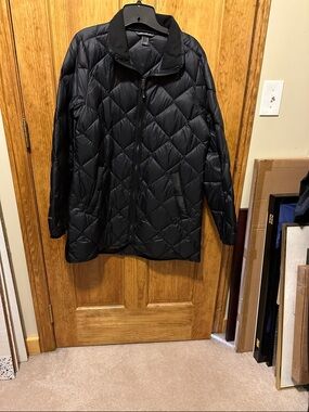 Eddie Bauer Black Quilted Puffer Jacket